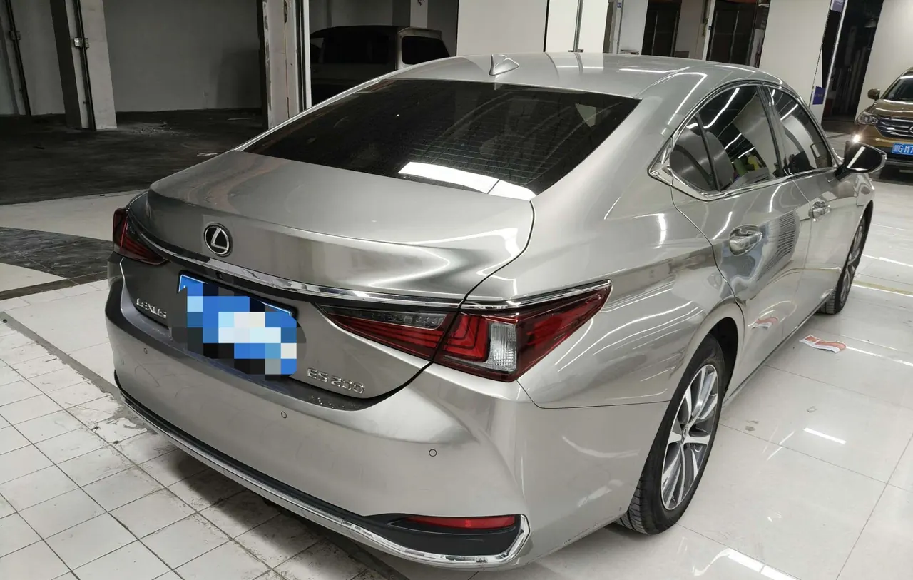 Lexus ES (Imported) 2020 ES200 2.0 Stepless Premium Edition Automatic Gear 6