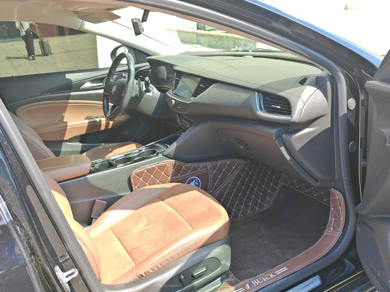 Buick 2023 Regal 1.5T 552T Smart Automatic Gear 4