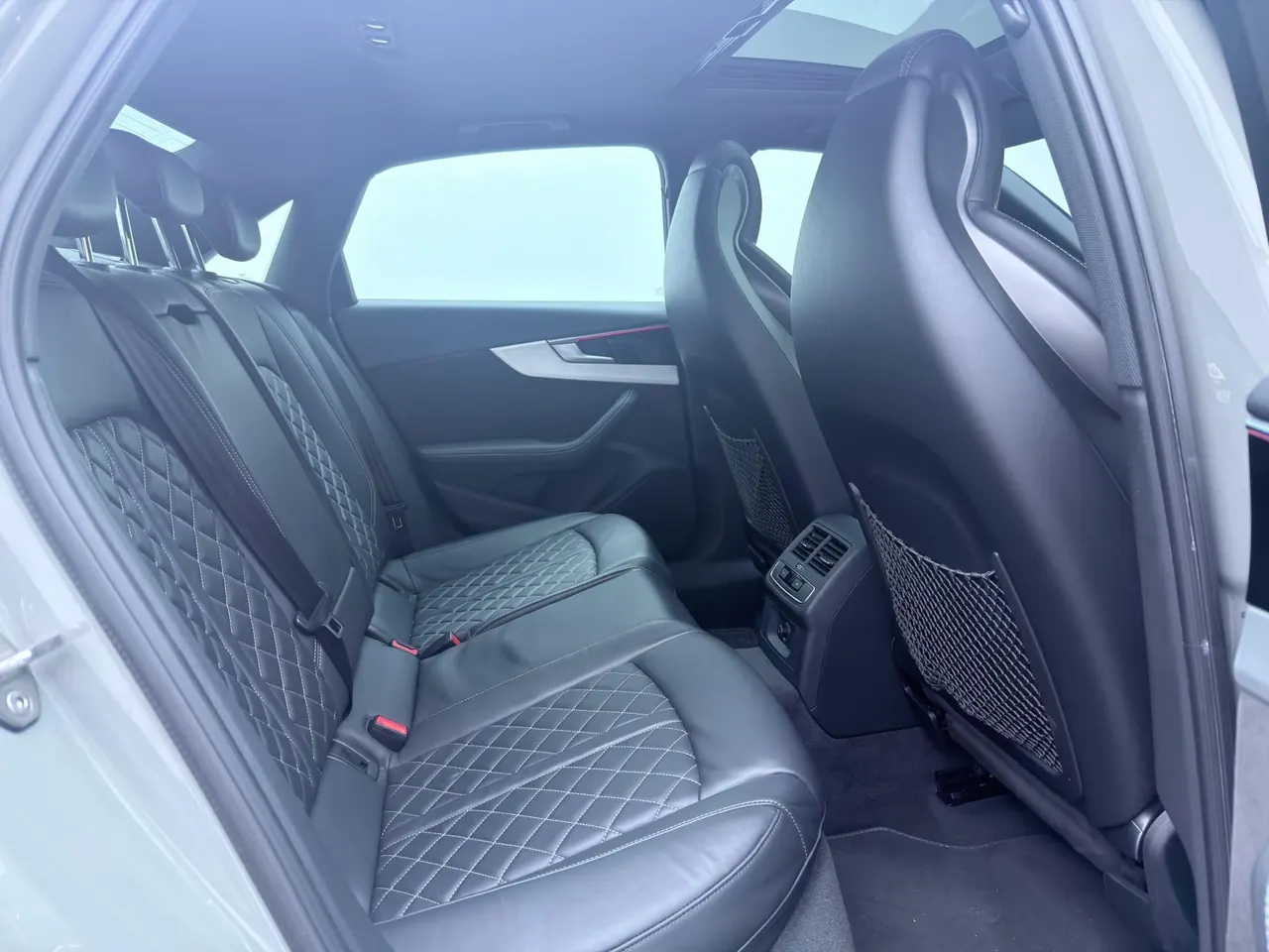 Audi S4 (Imported) 2020 S4 Limousine 3.0TFSI Automatic Gear 11