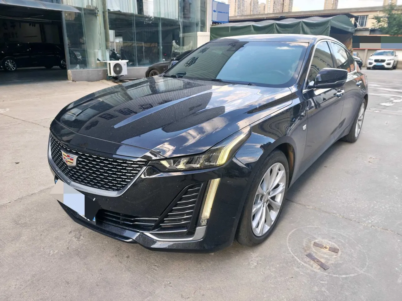 Open image lightbox: Cadillac 2022 CT5 2.0T 28T luxury automatic gear