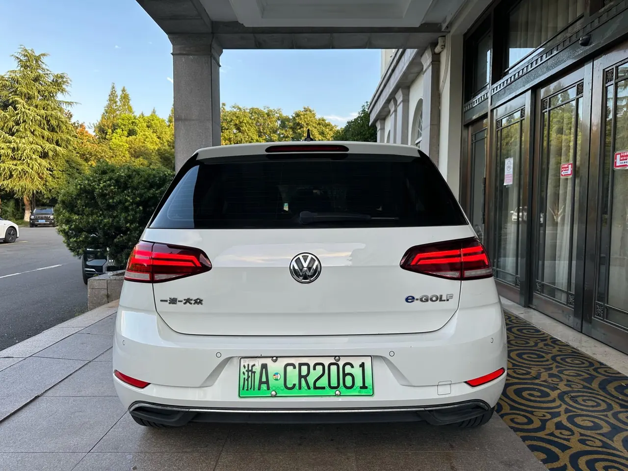 Volkswagen golf pure electric 2020 golf. Pure electric chi automatic transmission 10