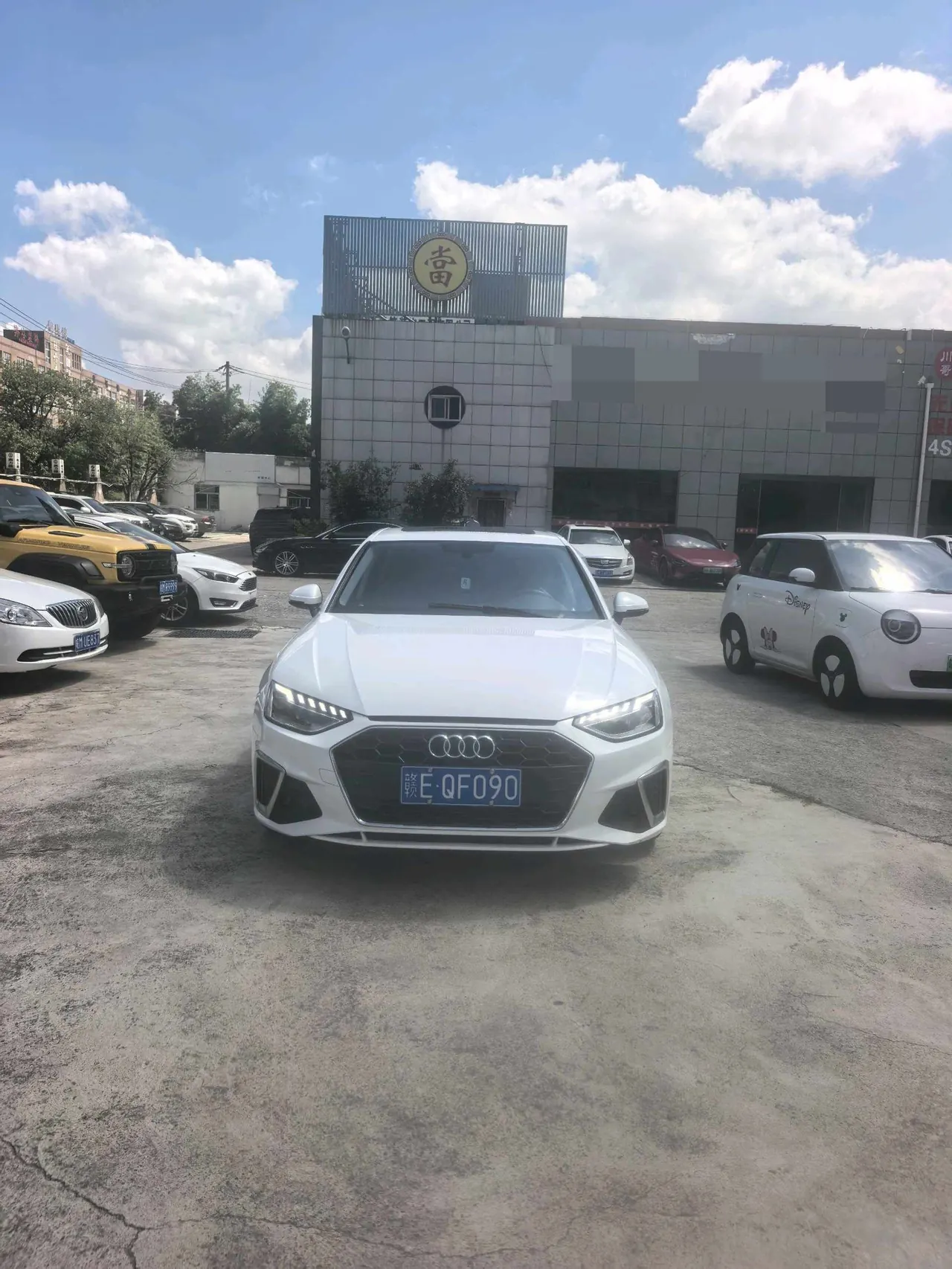 Audi 2020 A4L 2.0TFSI 40TFSI Fashion Dynamic Automatic 2