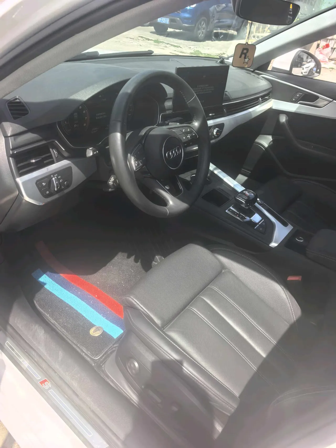 Audi 2020 A4L 2.0TFSI 40TFSI Fashion Dynamic Automatic 4
