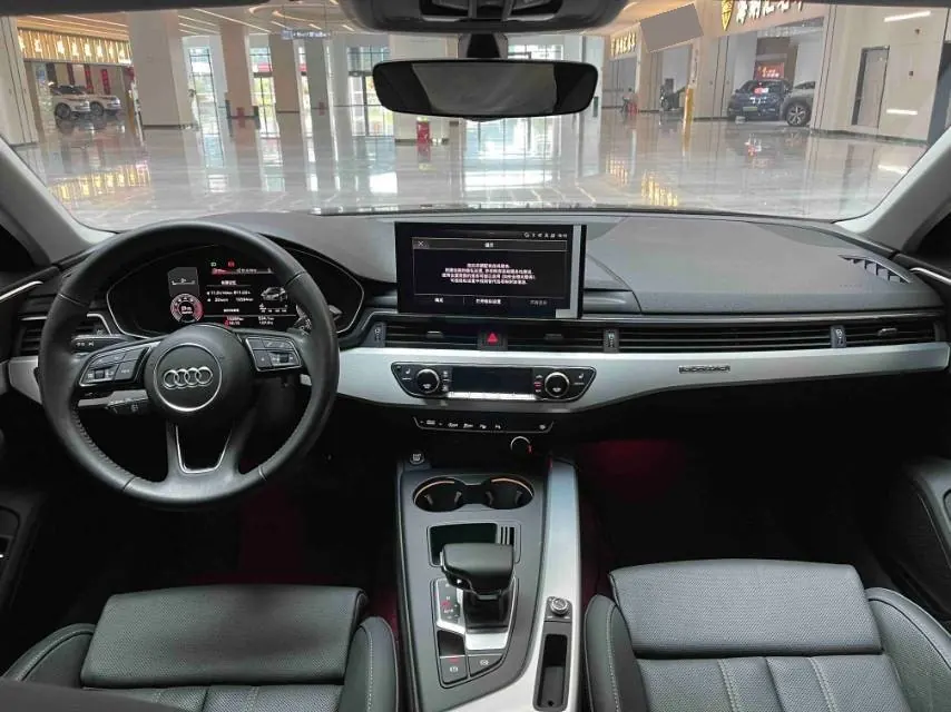 Audi 2020 A4L 2.0TFSI 40TFSI Deluxe Dynamic Automatic 6
