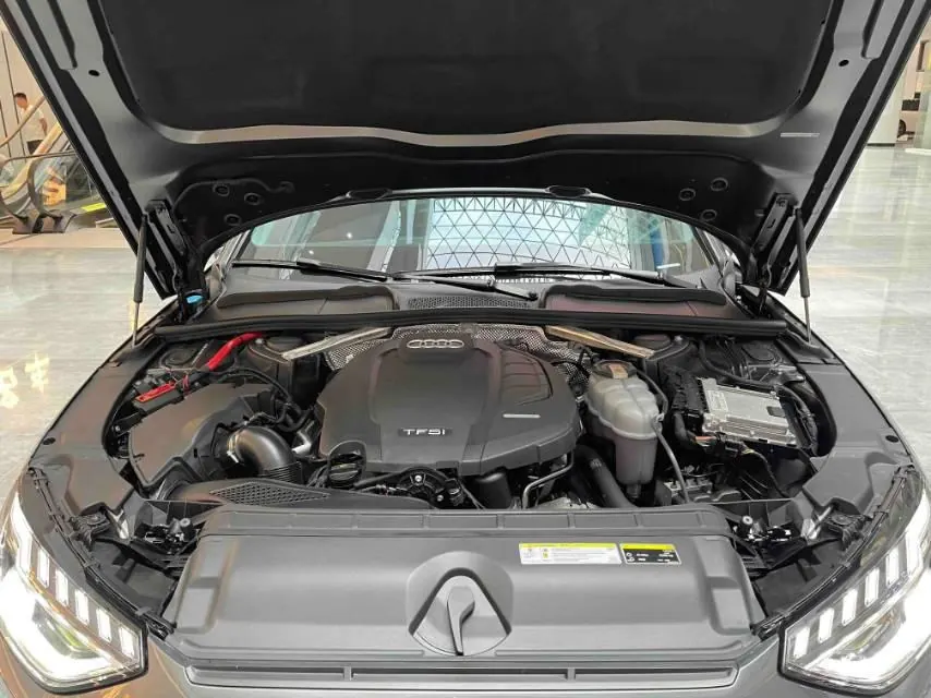Audi 2020 A4L 2.0TFSI 40TFSI Deluxe Dynamic Automatic 8
