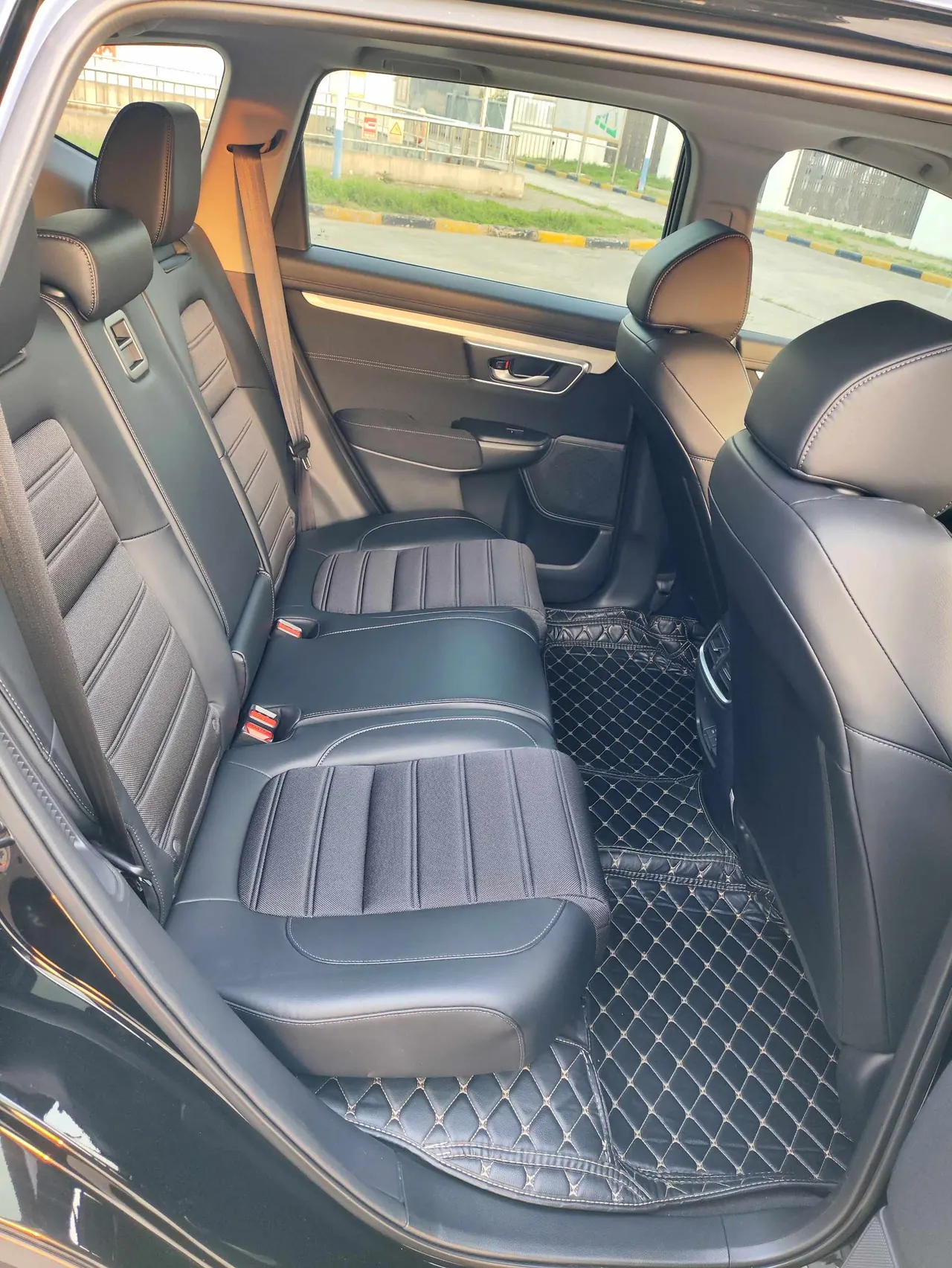 Honda 2021 CR-V hybrid 2.0 stepless two-wheel drive sharp and net speed version automatic transmission 7