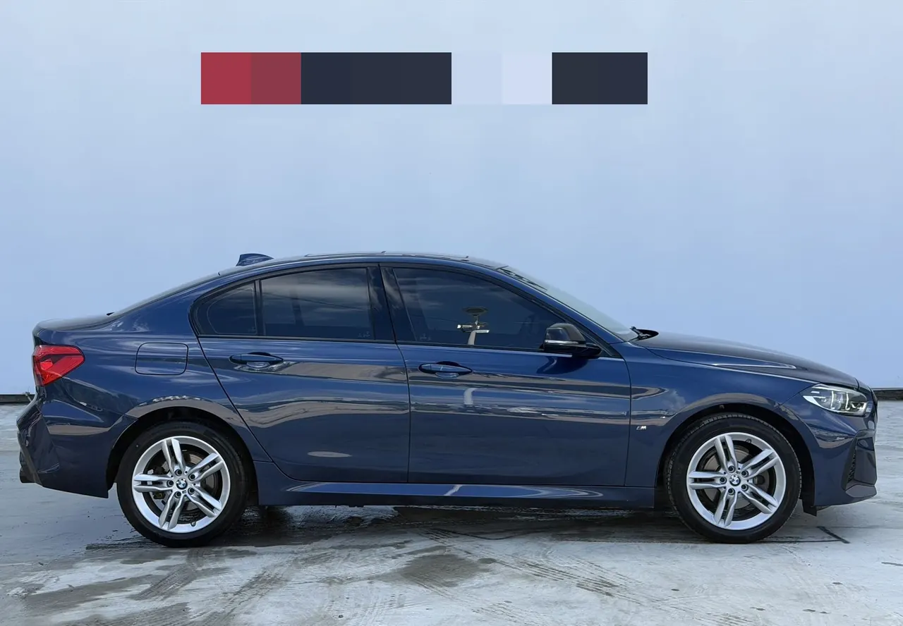 BMW 1 Series 2022 120i 1.5T M Sports Obsidian Night Edition Automatic Gear 7