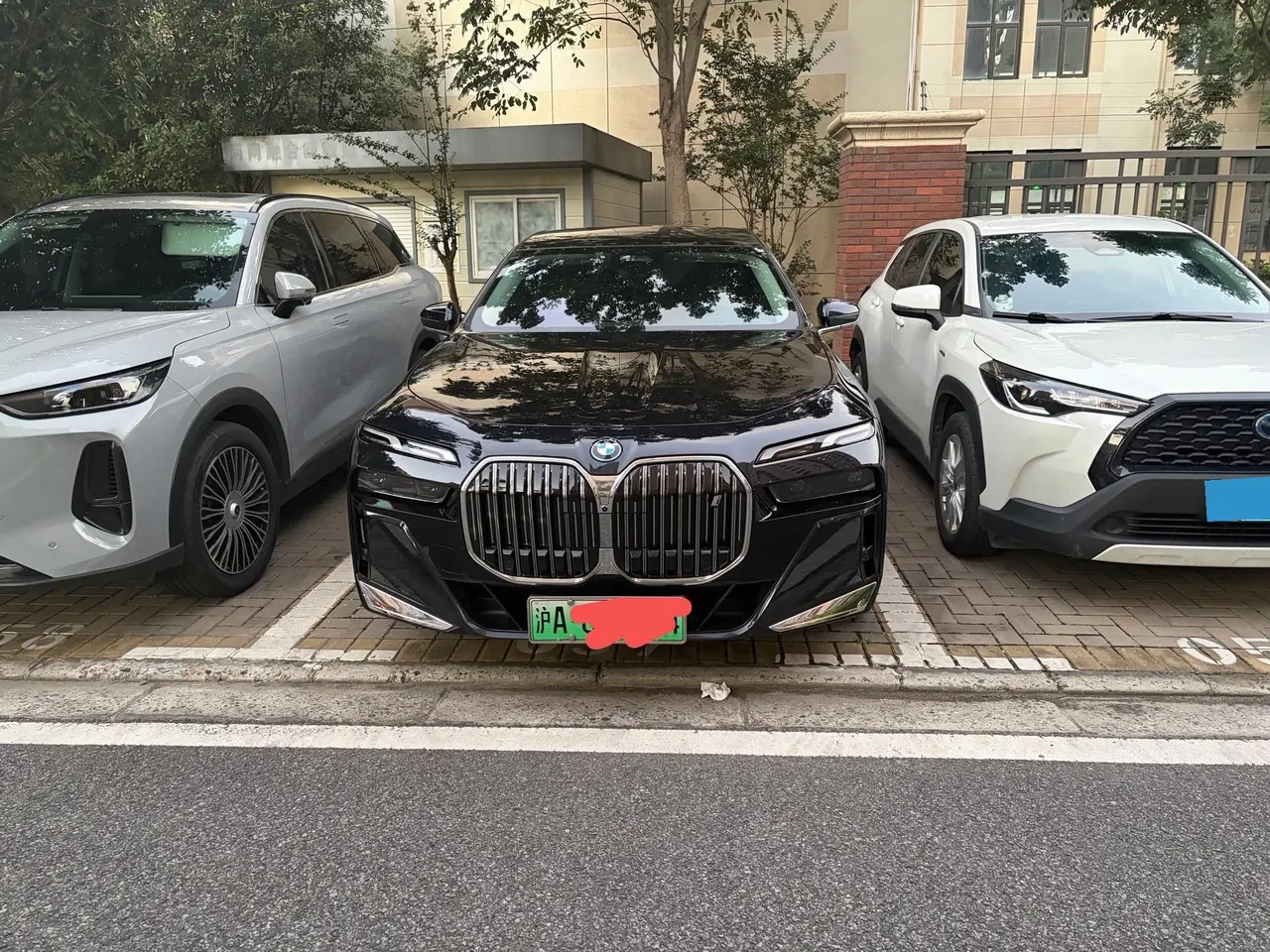BMW i7 (Imported) 2023 i7 eDrive50L Leading M Sports Suit Automatic Gear 2