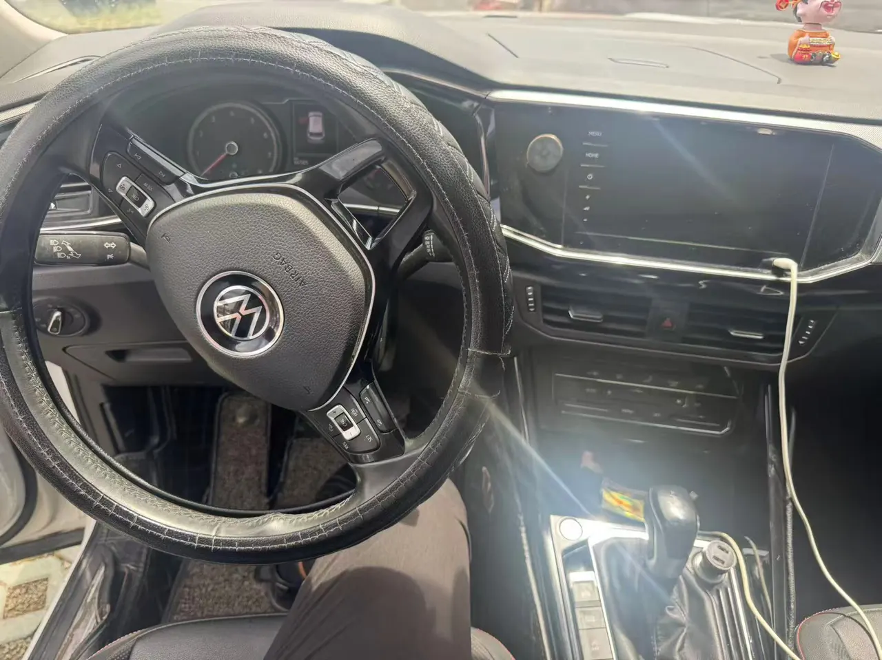 Volkswagen 2020 Tanyue 2.0TSI 330TSI Two-Drive Deluxe Zhilian Edition Pro Automatic Gear 5