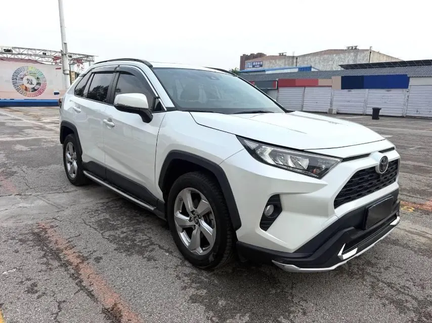 Toyota 2020 RAV4 Rongbo 2.0 Stepless Two-Drive Fashion Edition PLUS Automatic Gear 6