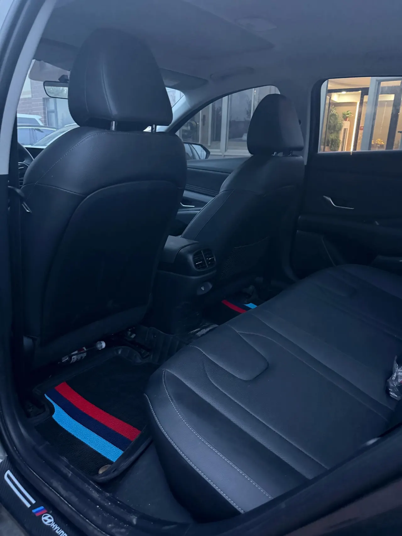 Hyundai 2023 Elantra -3-compartment 1.5 stepless LUX premium automatic gear 3