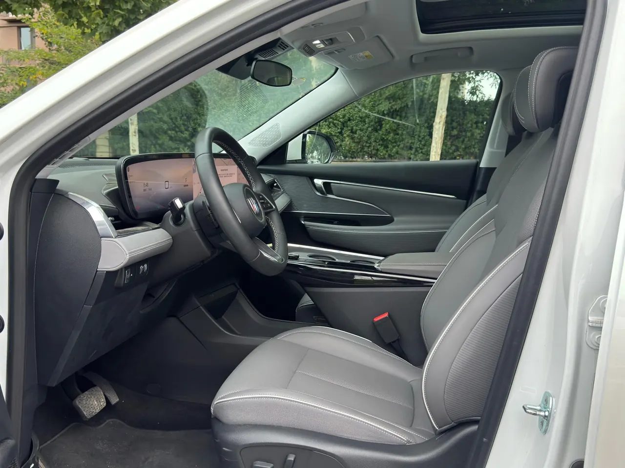 Buick 2025 E 5 620KM Premium Edition Automatic Gear 5