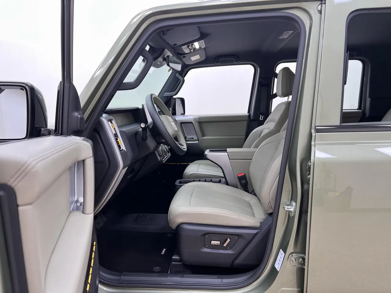 ICAR 2025 iCAR V 23 501 4-wheel drive high-end intelligent driving version automatic gear 5