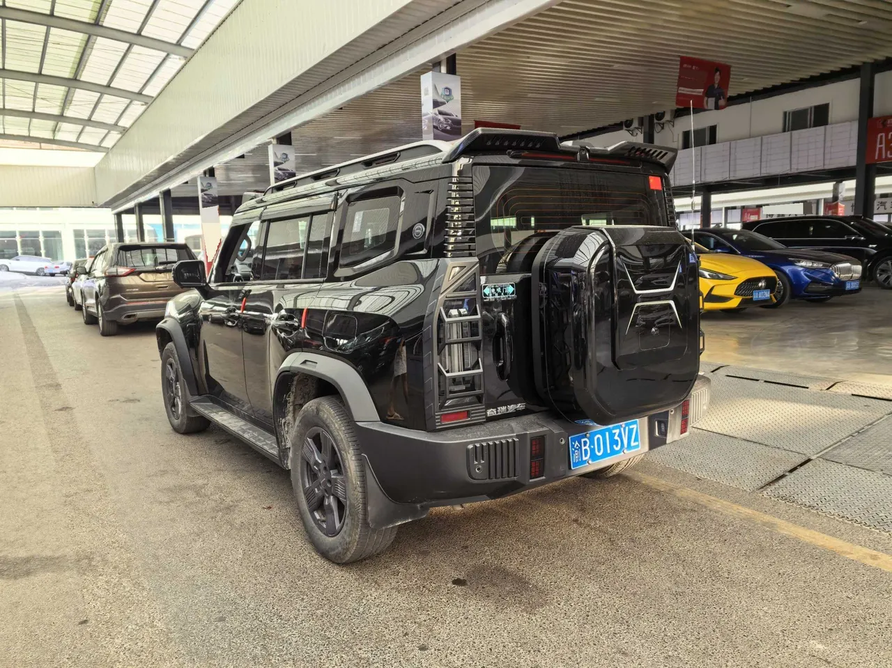 Jetour 2023 Travelers 1.5T Two-Drive Discovery PRO Automatic Gear 2