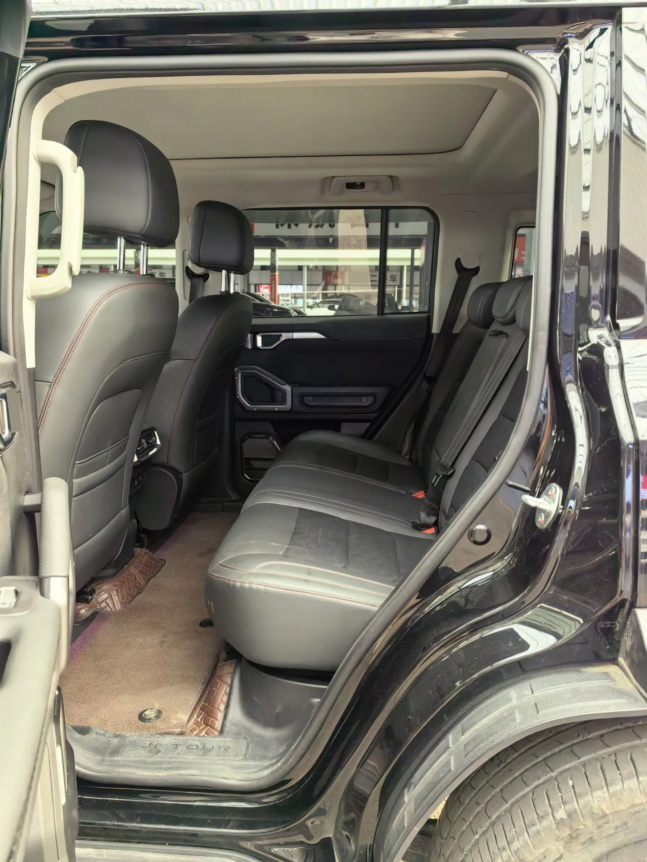 Jetour 2023 Travelers 1.5T Two-Drive Discovery PRO Automatic Gear 5