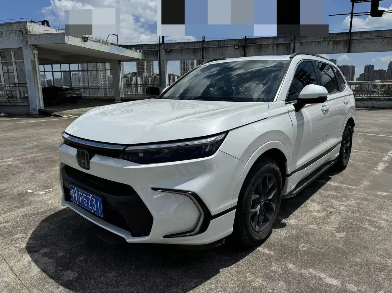 打开图片灯箱:Honda 2025 Hao Ying 1.5T Stepless 240TURBO Two-Drive Deluxe Edition 5-seat Automatic Gear