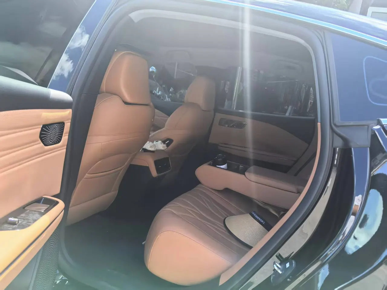 Geely Galaxy 2025 Xingyao 8 EM-i 1.5 130km Premium Edition Automatic Gear 2