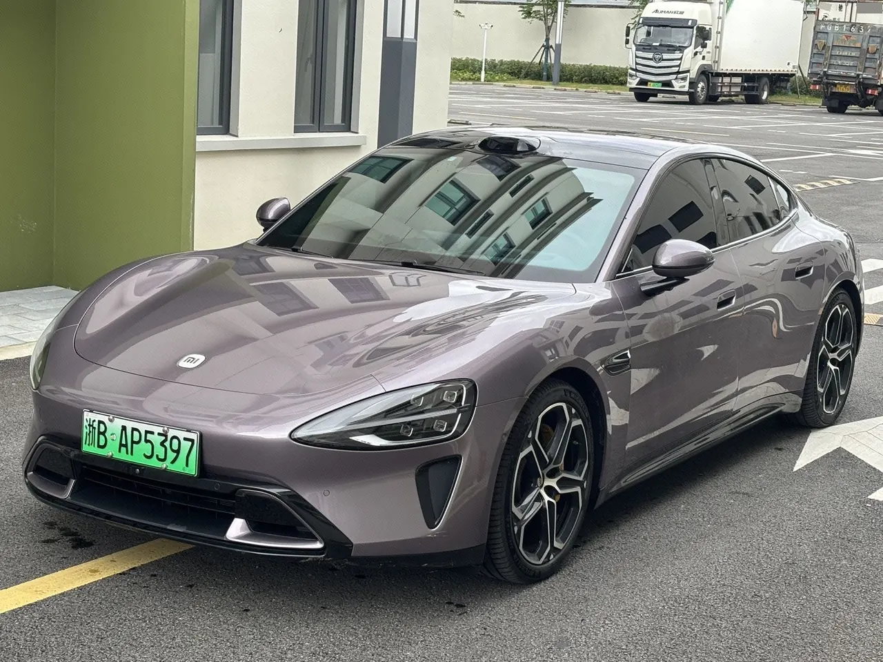 打开图片灯箱:MI 2024 SU 7 750km Four-wheel Drive Max Founding Edition Automatic Gear