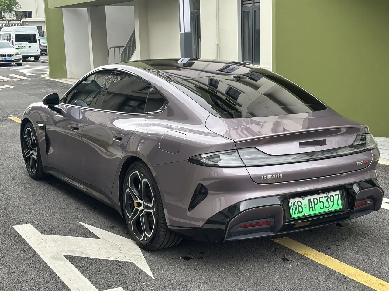 MI 2024 SU 7 750km Four-wheel Drive Max Founding Edition Automatic Gear 8