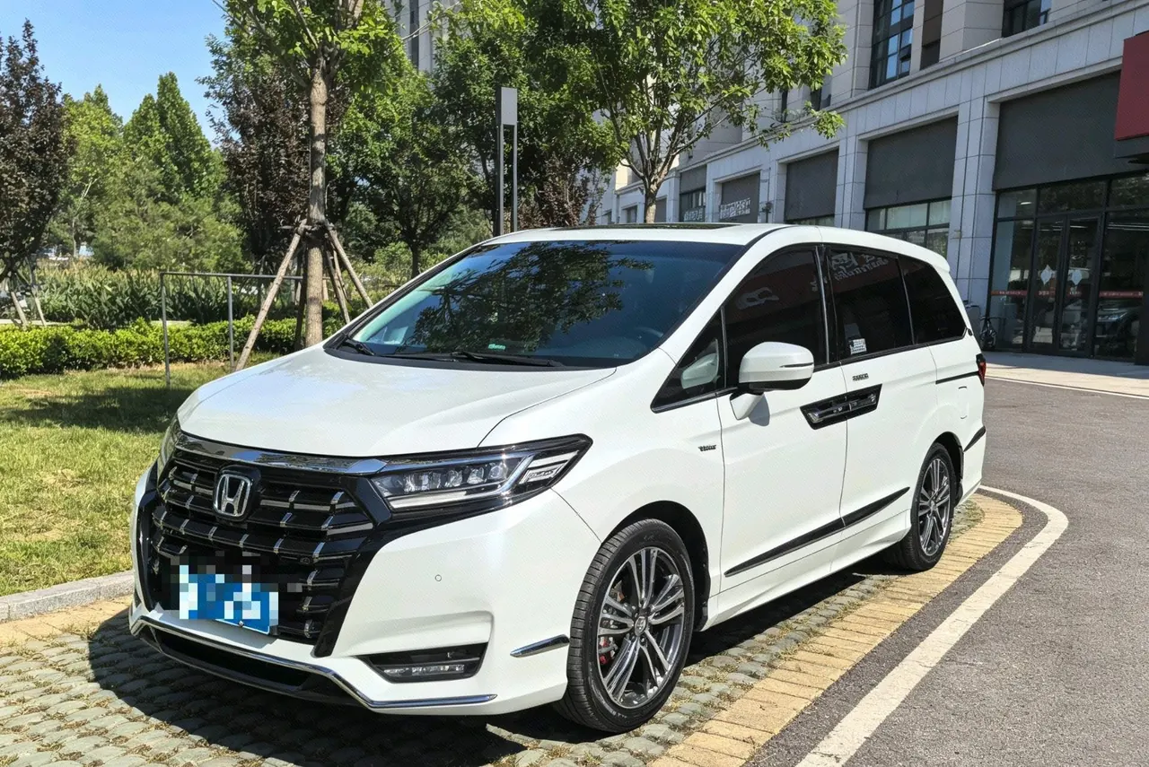 打开图片灯箱:Honda 2024 Alishen e:HEV 2.0 Stepless Extreme Edition Automatic Gear
