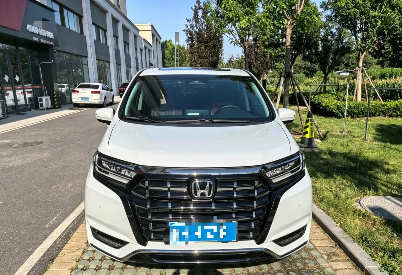 Honda 2024 Alishen e:HEV 2.0 Stepless Extreme Edition Automatic Gear 2