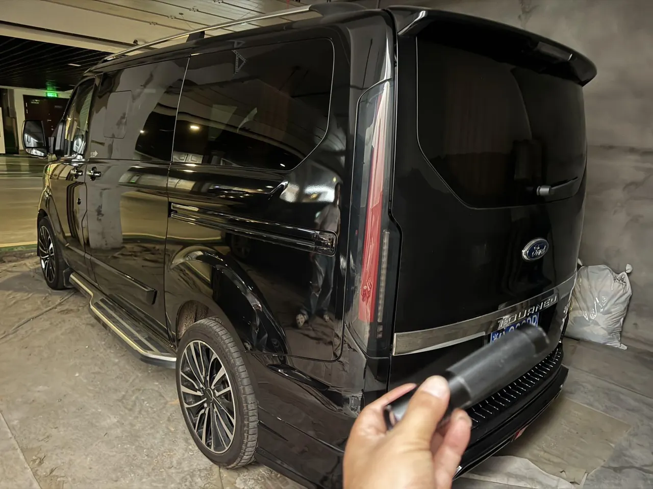 Ford 2024 Touruio 2.0T Zun Plus Edition Automatic Gear 4