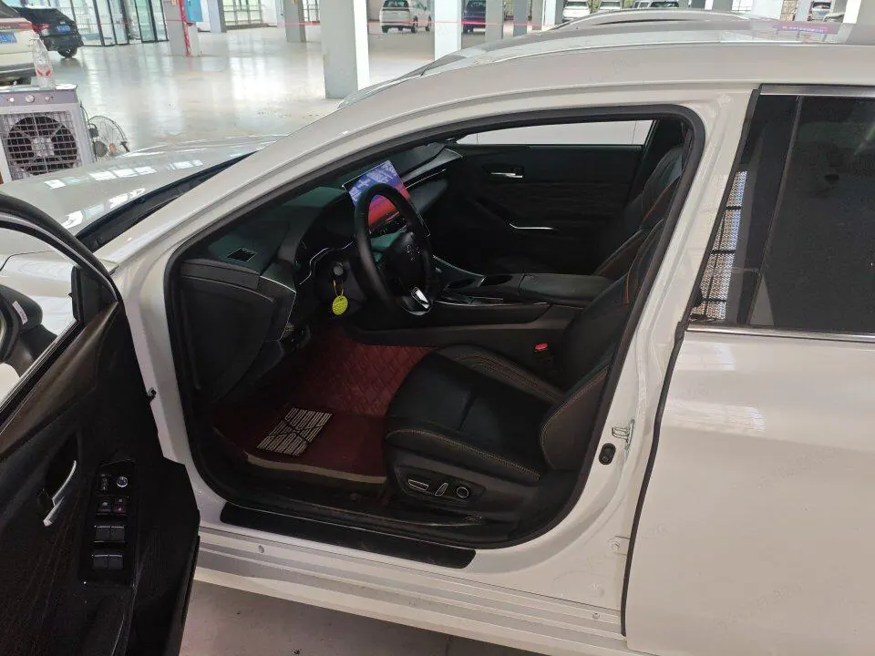 Toyota 2024 Asian Dragon 2.0 Stepless Deluxe Edition Automatic Gear 4