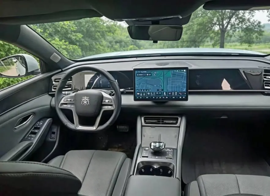 BYD 2025 Qin L DM-i 1.5 stepless smart driving version 120KM Exceed automatic gear 2