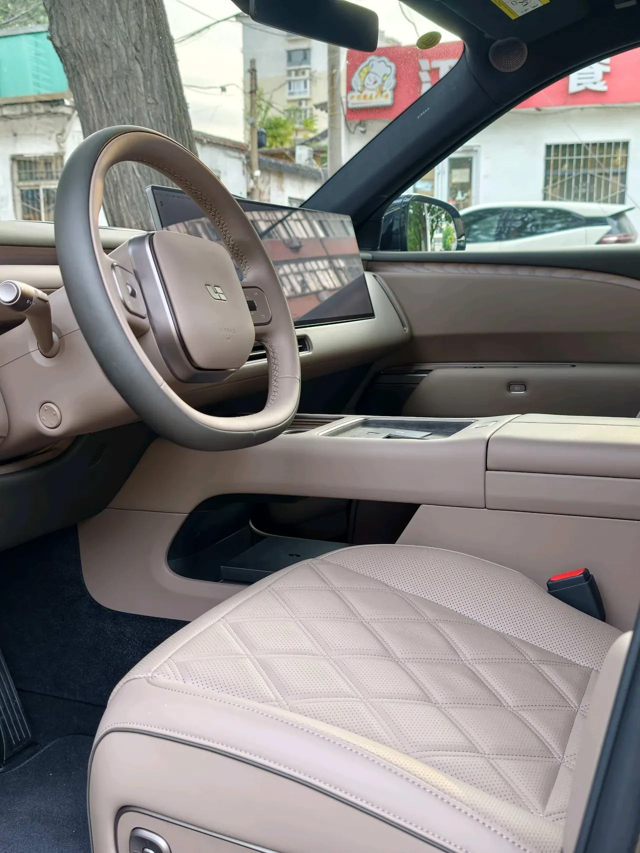 Li 2026 L9 Livis automatic gear 5