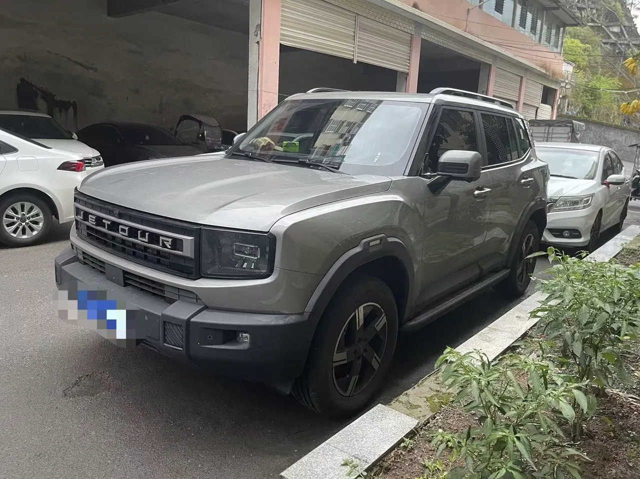 打开图片灯箱:Jetour 2026 Freeman 1.5TD Steed Edition Discovers Automatic Transmission
