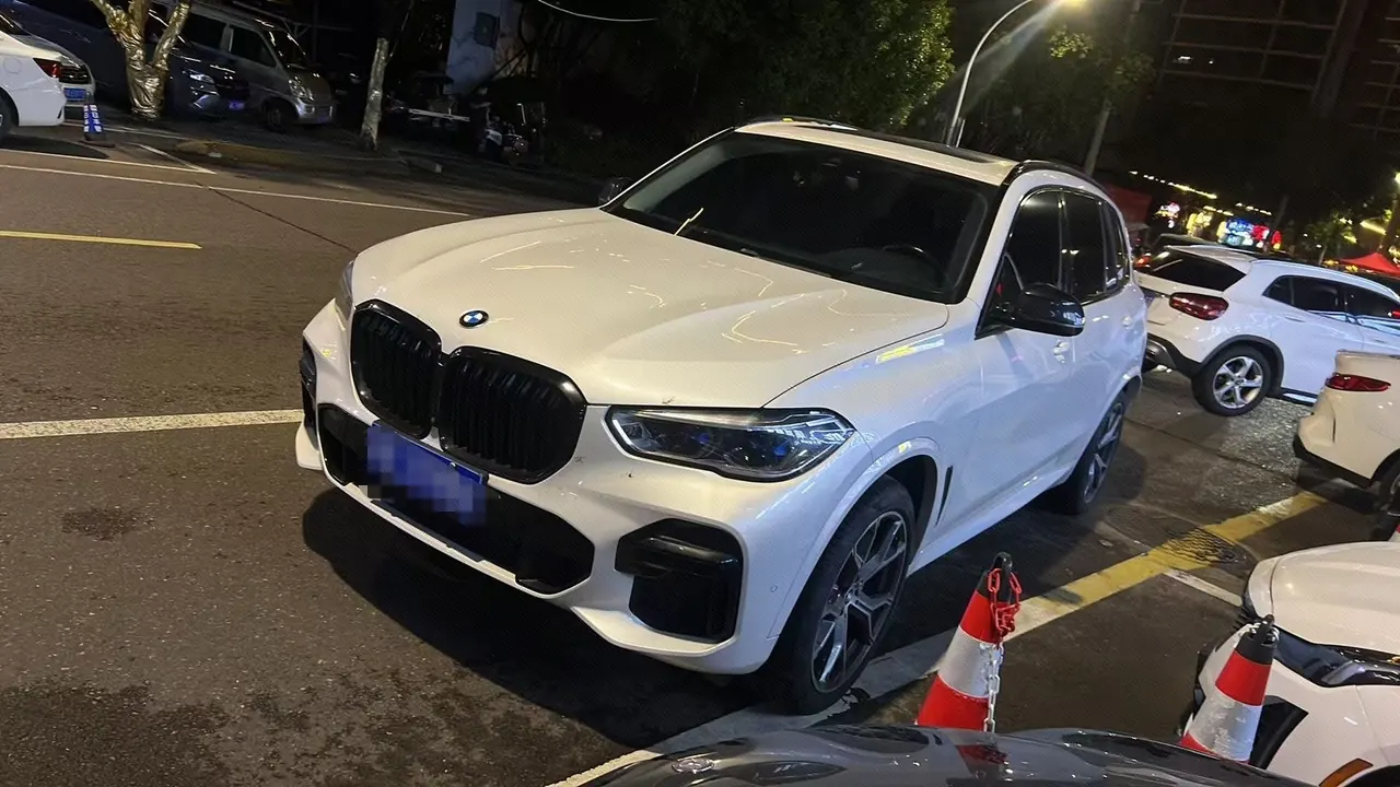 Open image lightbox: BMW 2022 X5 xDrive30Li 2.0T Exclusive M Sports Suit (Modified) Automatic Gear
