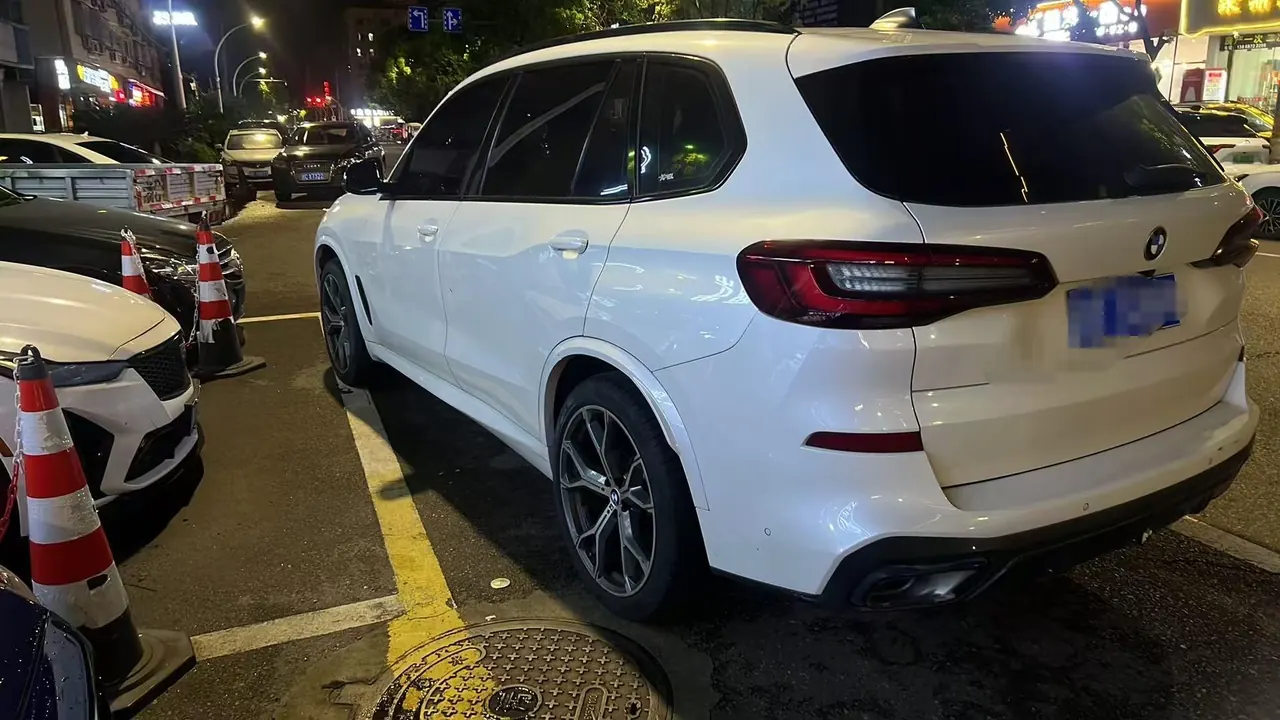 BMW 2022 X5 xDrive30Li 2.0T Exclusive M Sports Suit (Modified) Automatic Gear 4