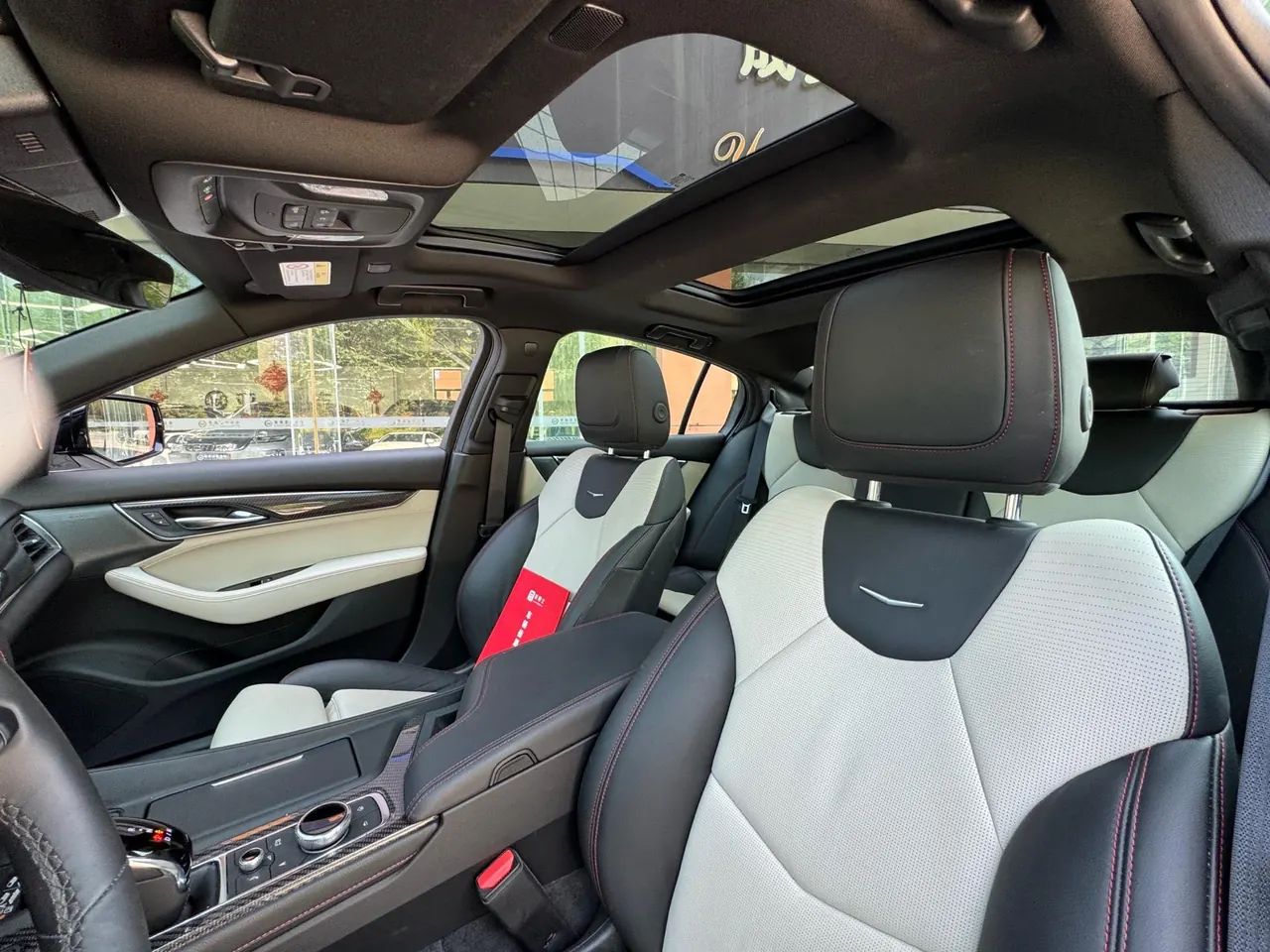 Cadillac 2025 CT5 2.0T 28T Track Performance Edition Peak Track Optional Package Automatic Gear 11