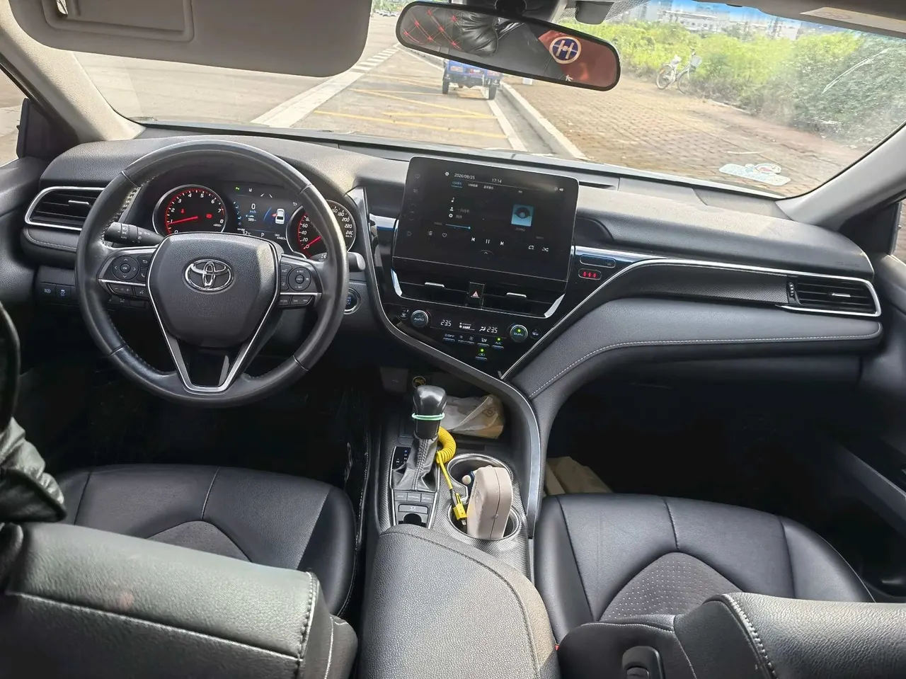 Toyota 2022 Camry 2.0S Stepless Knight Edition Automatic Gear 4