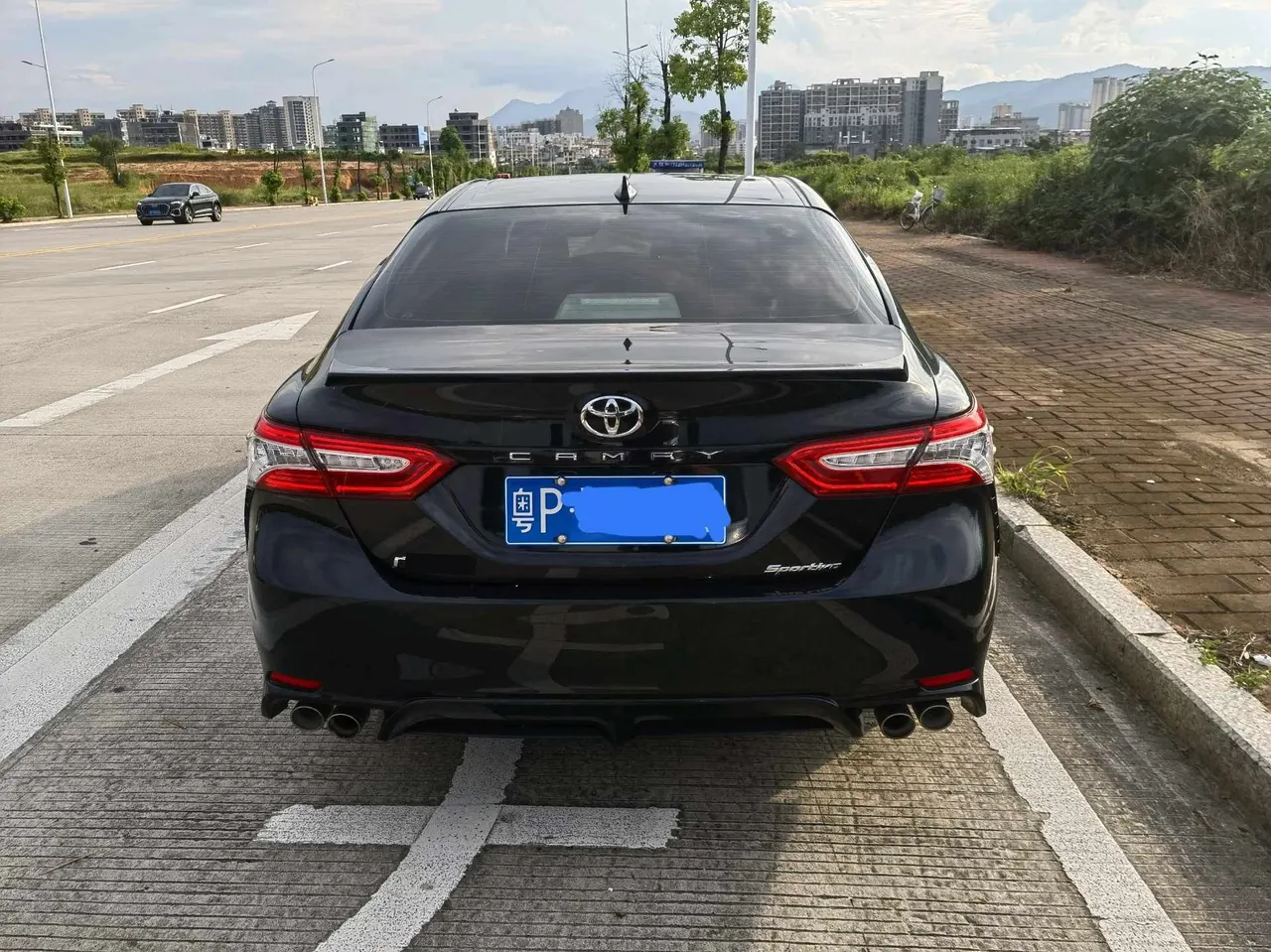Toyota 2022 Camry 2.0S Stepless Knight Edition Automatic Gear 9