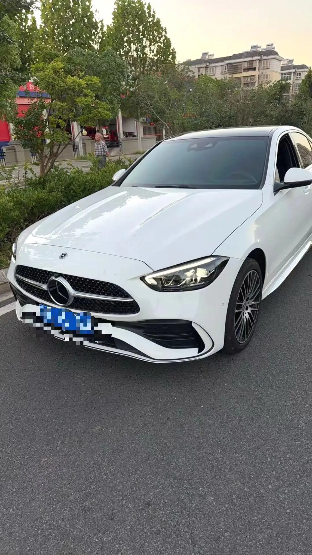 打开图片灯箱:Mercedes Benz Class C 2026 C 260 L 48V 2.0T Sports Edition Automatic Gear