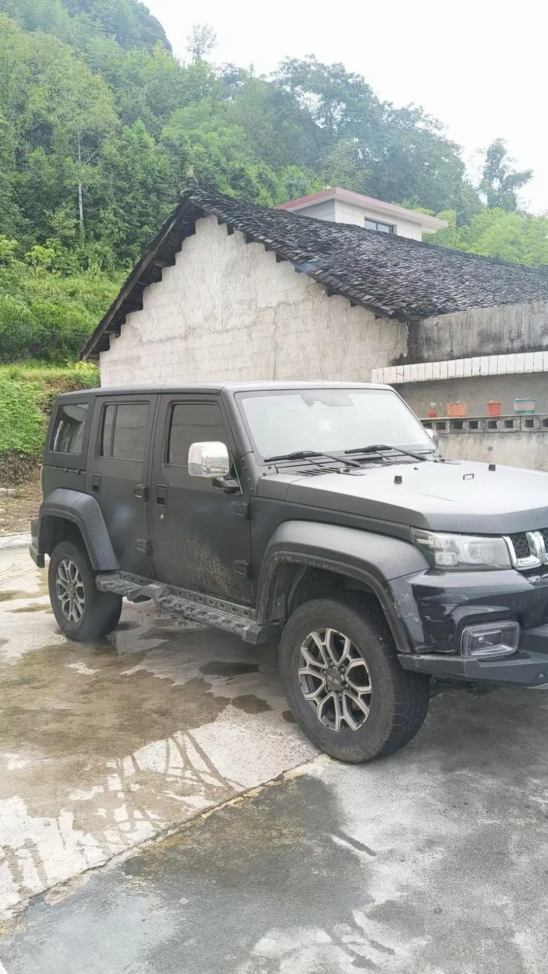 Beijing 2023 BJ40 2.0T Meta 40 automatic 3