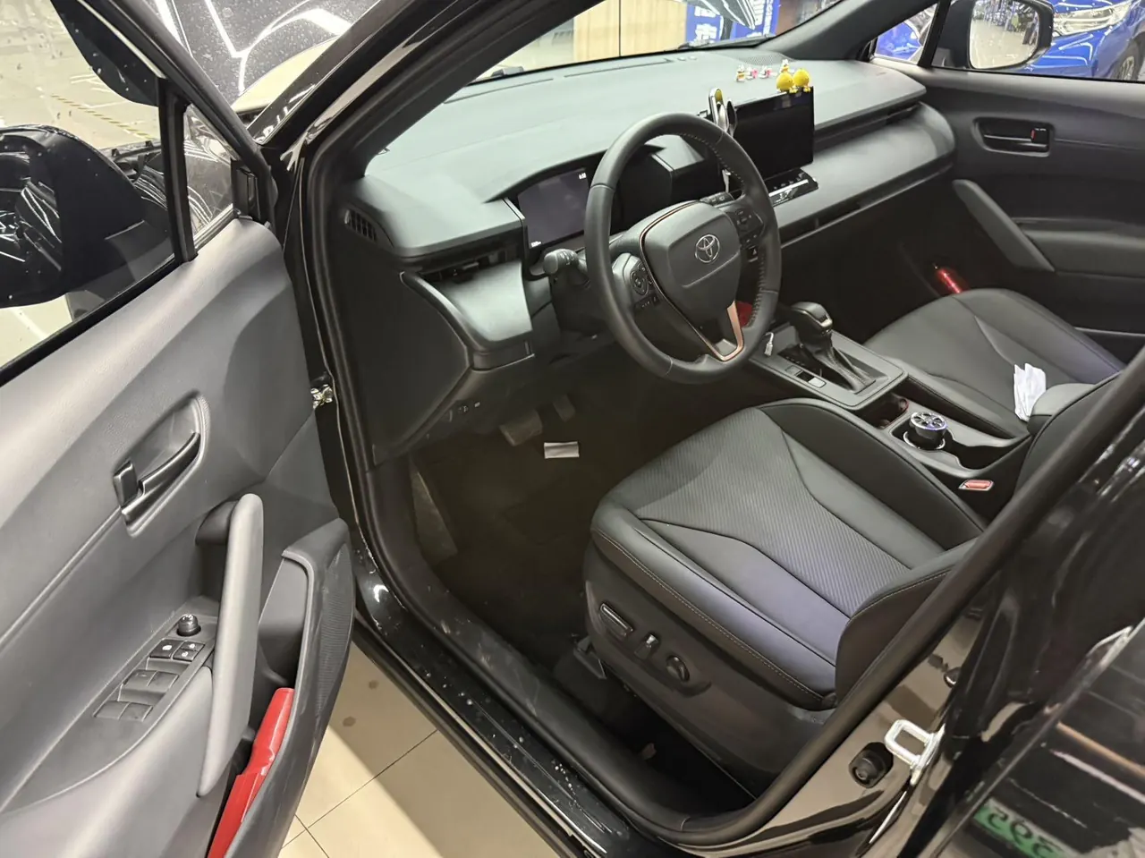 Toyota 2026 Fenglanda 2.0 Stepless Comfort Edition Automatic Gear 3