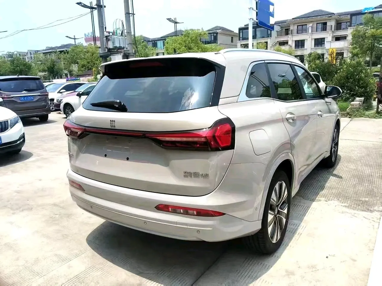LanDian 2026 LanDian E5 PLUS 1.5 Stepless 165km Long Endurance First Edition Ultra7 Automatic Transmission 4