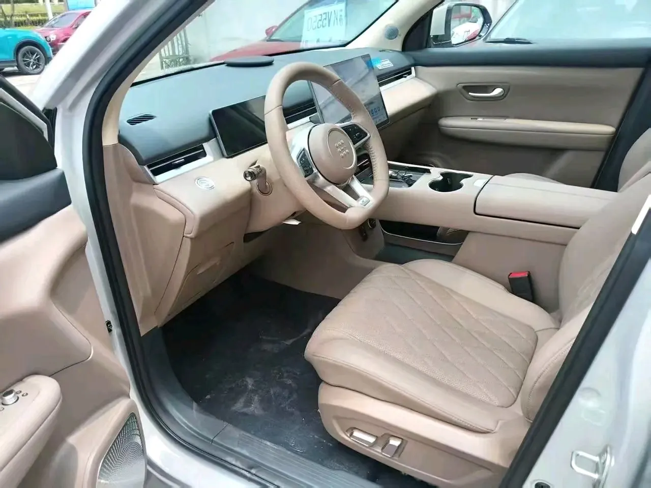 LanDian 2026 LanDian E5 PLUS 1.5 Stepless 165km Long Endurance First Edition Ultra7 Automatic Transmission 7