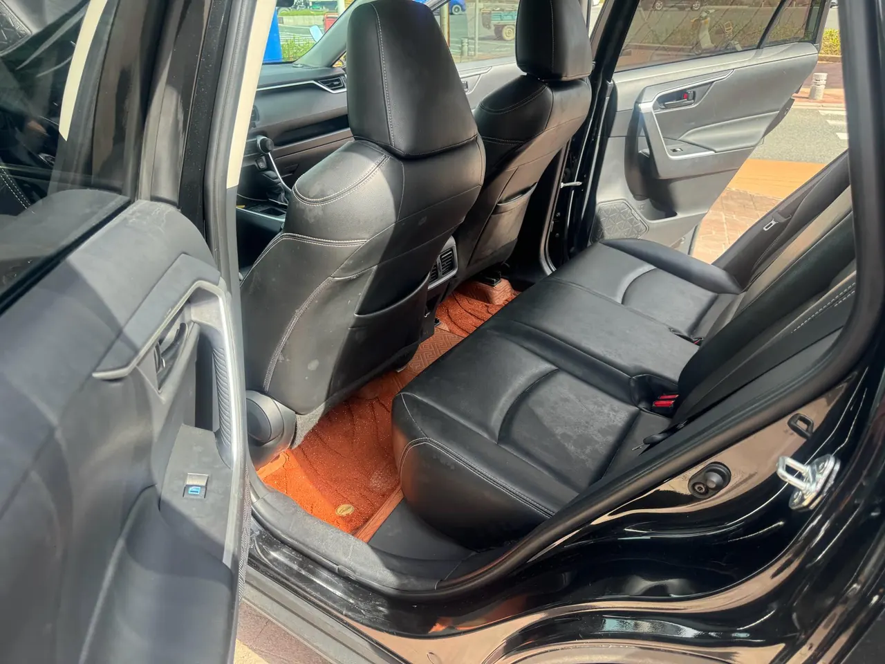 Toyota 2023 RAV4 Rongbo 2.0 Stepless Two-Drive City Edition Automatic Gear 3