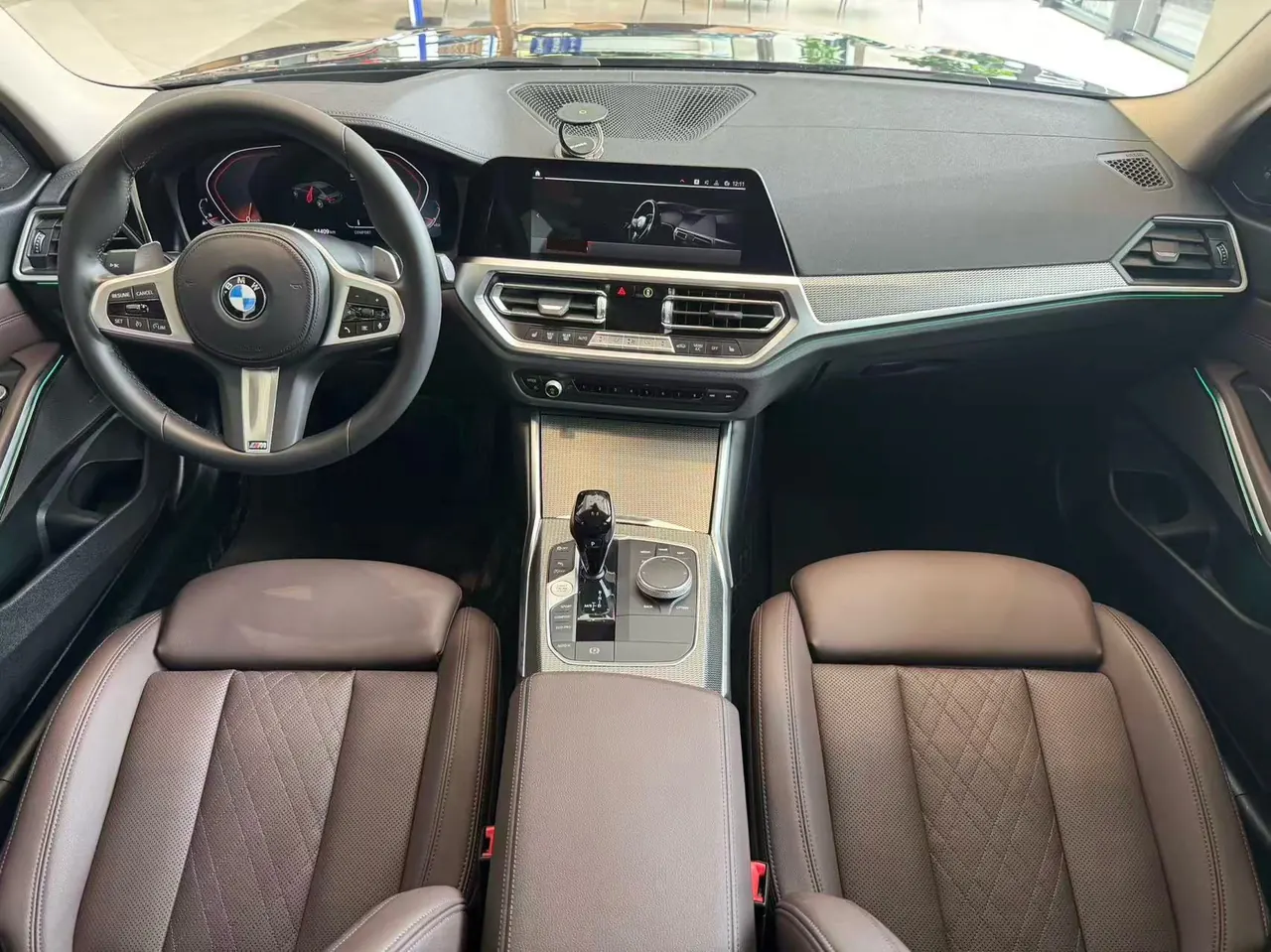 BMW 3 Series 2022 330i 2.0T M Sports Obsidian Night Suit Automatic Gear 11