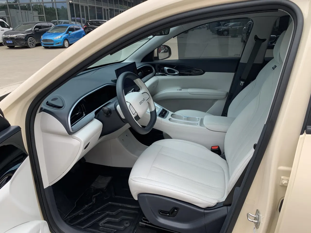 Geely 2025 Star Wish UP 410km Discovery Edition Automatic Gear 4