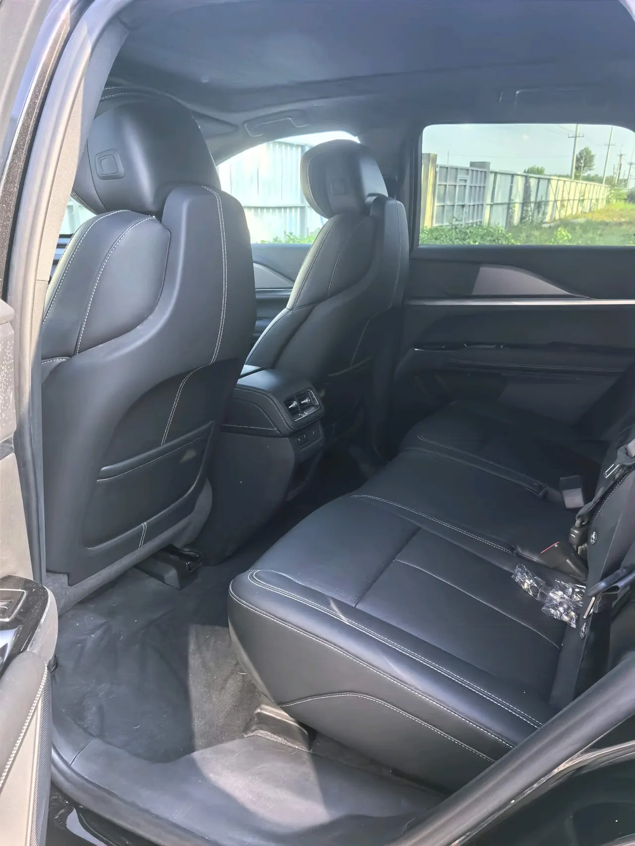 Cadillac 2026 XT5 48V 2.0T Platinum Automatic Gear 4