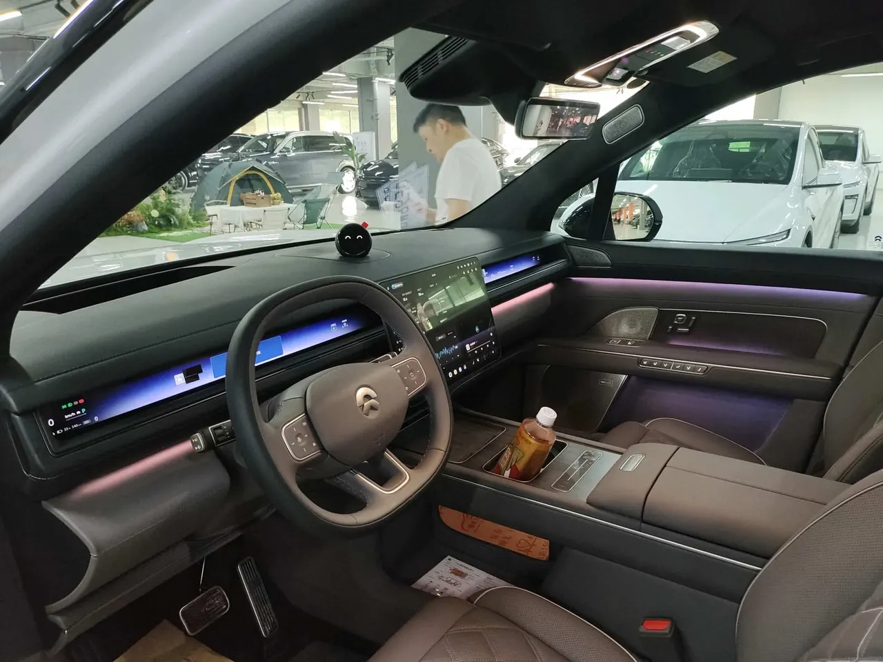 NIO 2026 ES8 6-seat executive deluxe automatic gear 7