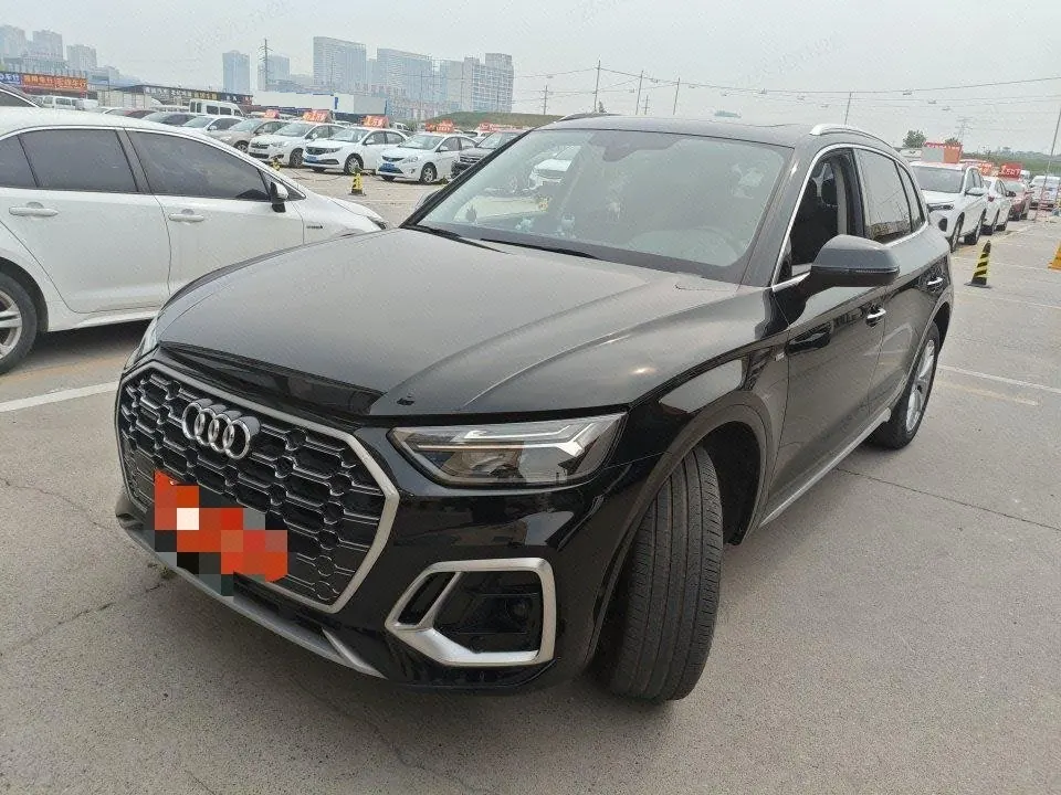 打开图片灯箱:Audi 2022 Q5L 2.0TFSI 40TFSI Deluxe Dynamic (Modified) Automatic Gear