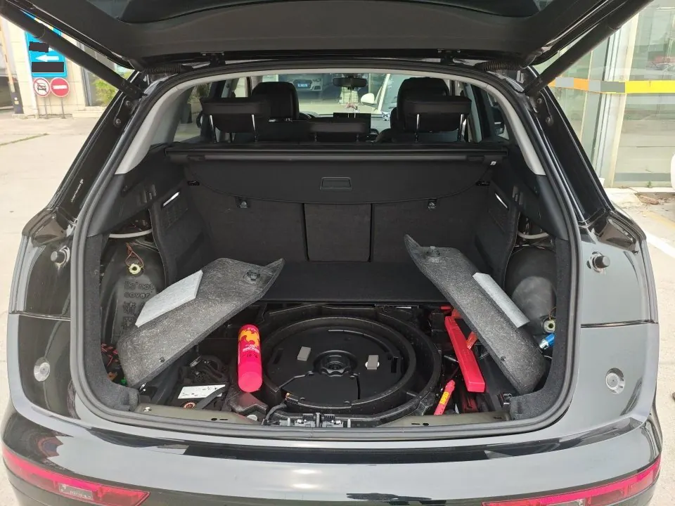 Audi 2022 Q5L 2.0TFSI 40TFSI Deluxe Dynamic (Modified) Automatic Gear 3