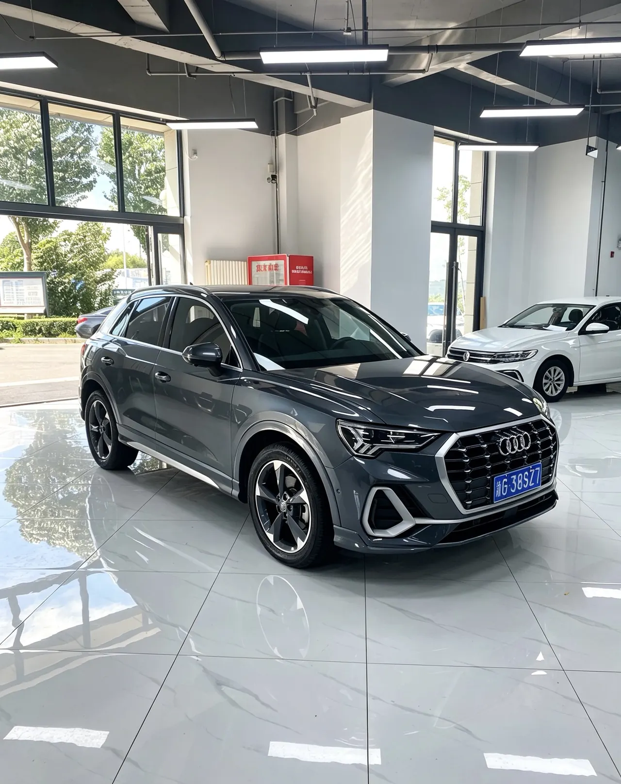 Audi 2022 Q3 1.4TFSI 35TFSI Fashion Dynamic Automatic 3