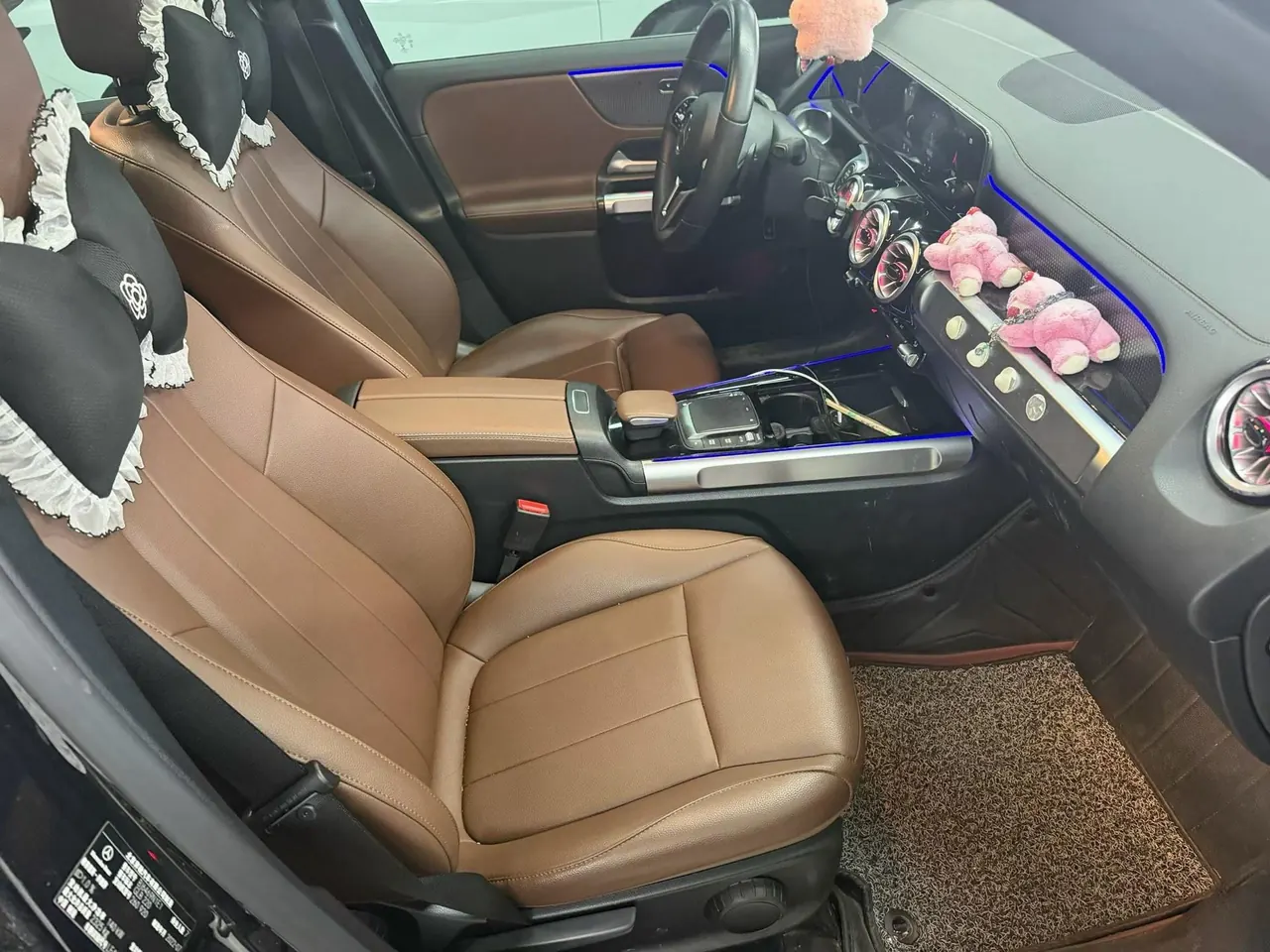 Mercedes Benz 2022 GLB 220 2.0T Fashion Automatic 3