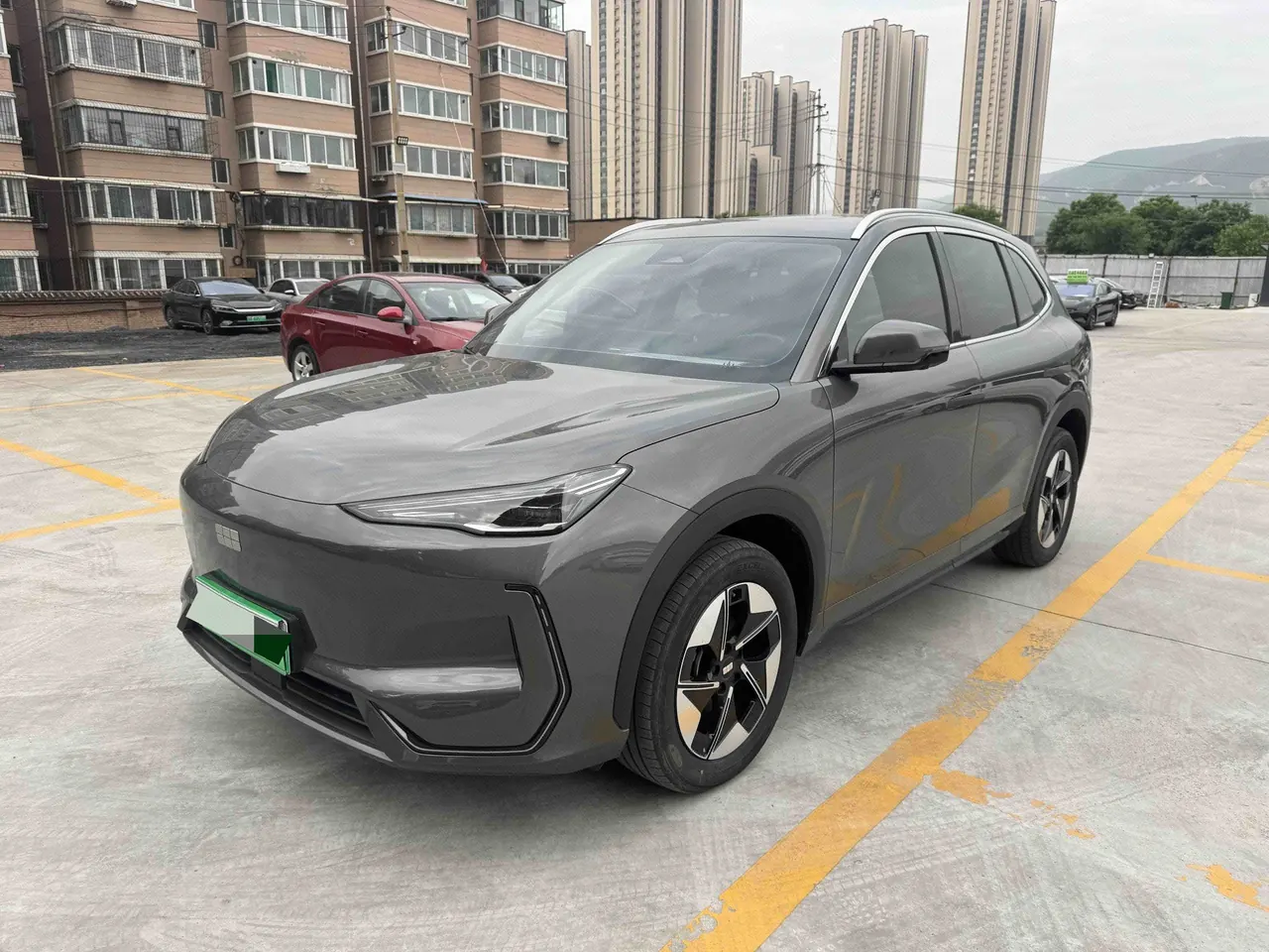 Open image lightbox: Geely Galaxy 2024 E 5 530km Discovery Edition Automatic Gear